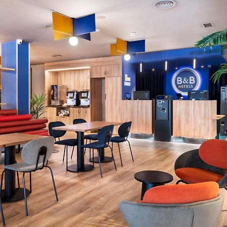 B&B Hotel Barcelona Рубі Екстер'єр фото
