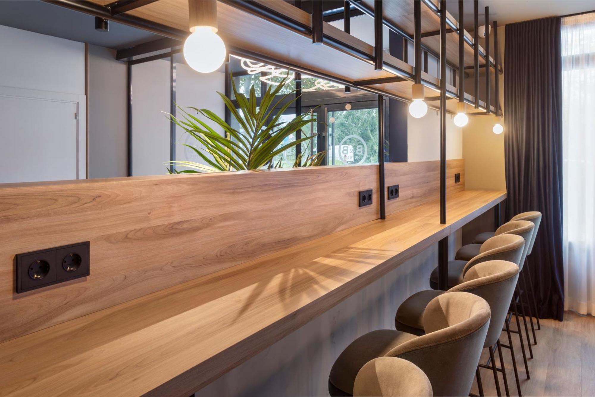 B&B Hotel Barcelona Рубі Екстер'єр фото